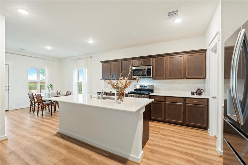 4628 Peony Green Drive, Katy, Texas image 11