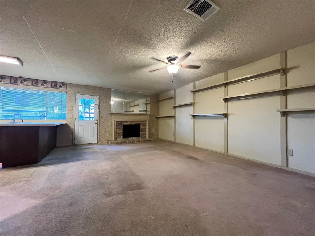 3418 Green Fields Drive, Sugar Land, Texas image 8