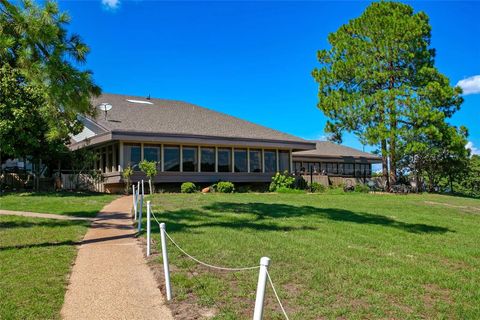 A home in Hilltop Lakes