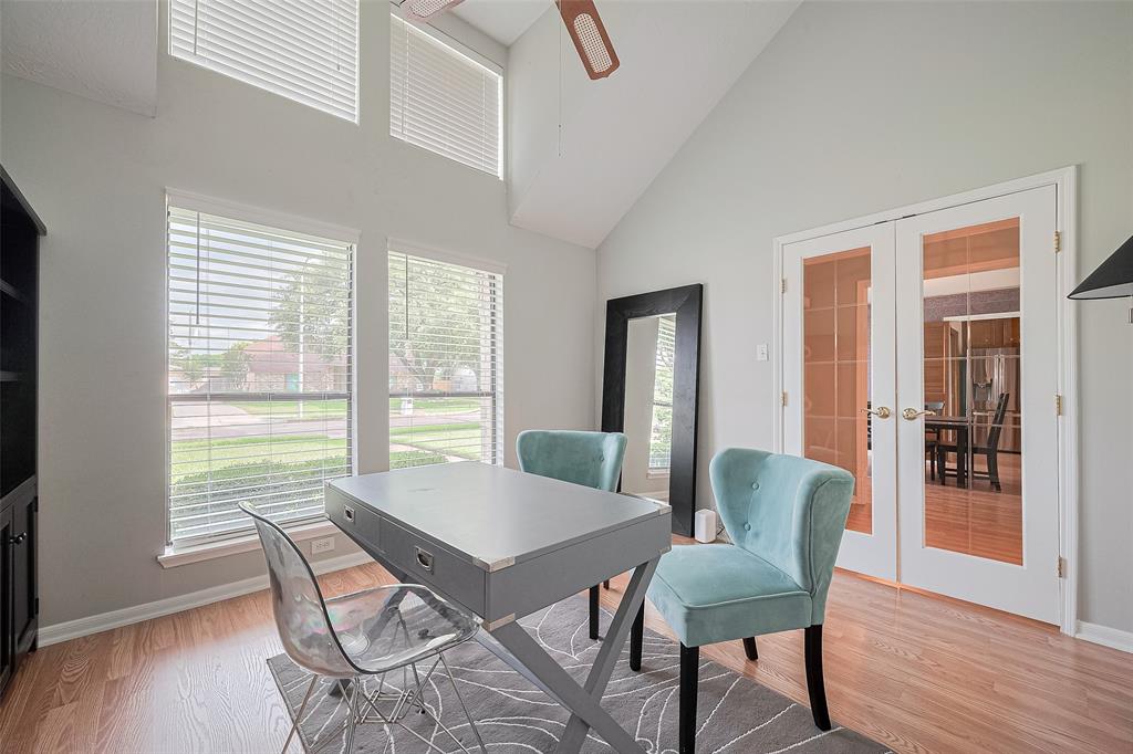 334 Swords Bend