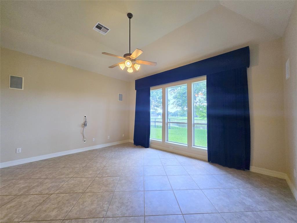 12515 Stoney Creek Drive, Pearland, Texas image 23