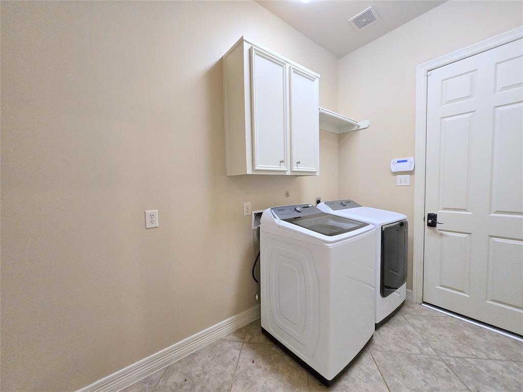 12515 Stoney Creek Drive, Pearland, Texas image 41