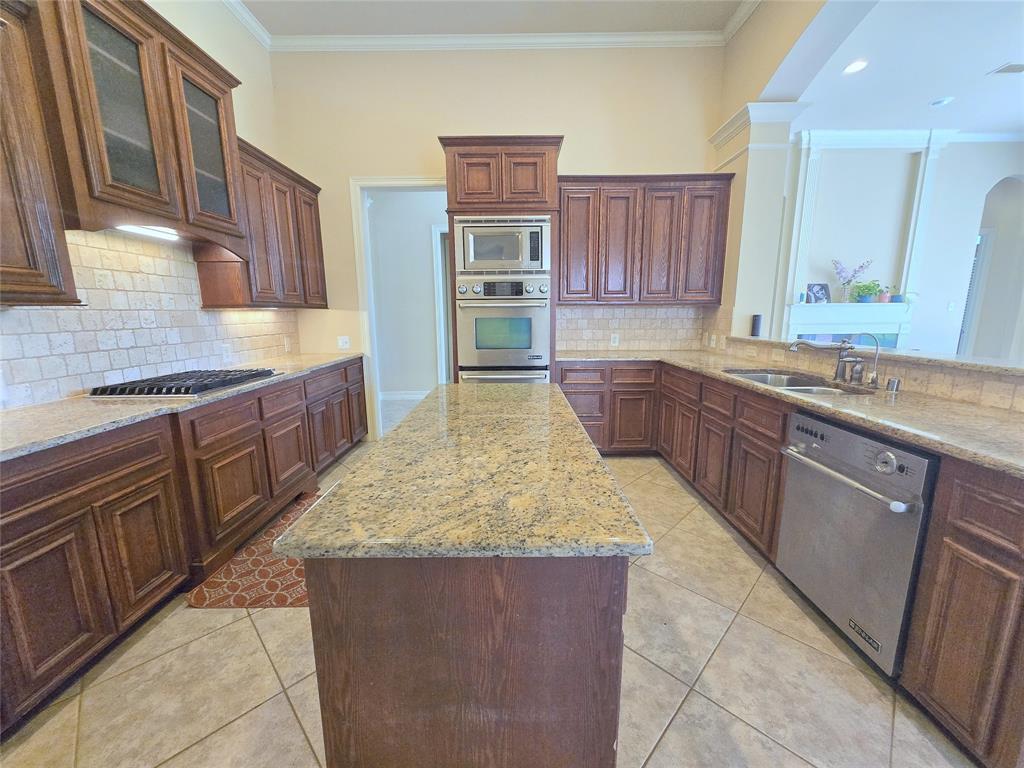 12515 Stoney Creek Drive, Pearland, Texas image 15