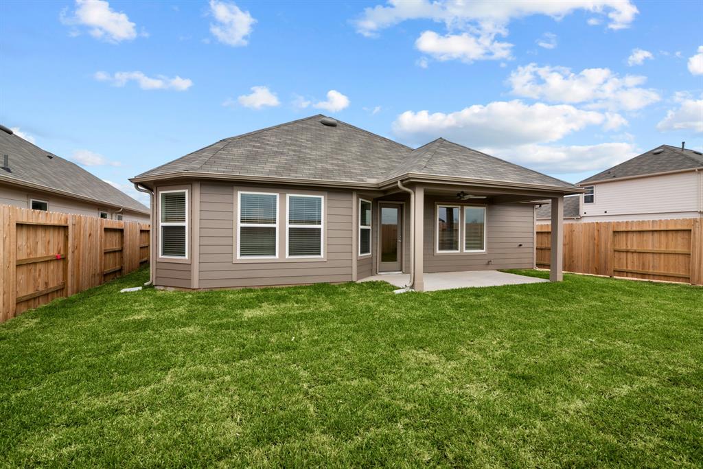 5806 Sunkissed Drive, Fulshear, Texas image 37