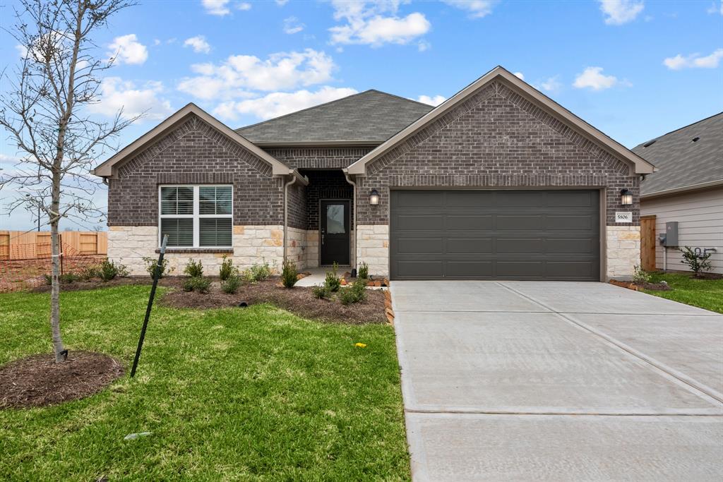 5806 Sunkissed Drive, Fulshear, Texas image 1