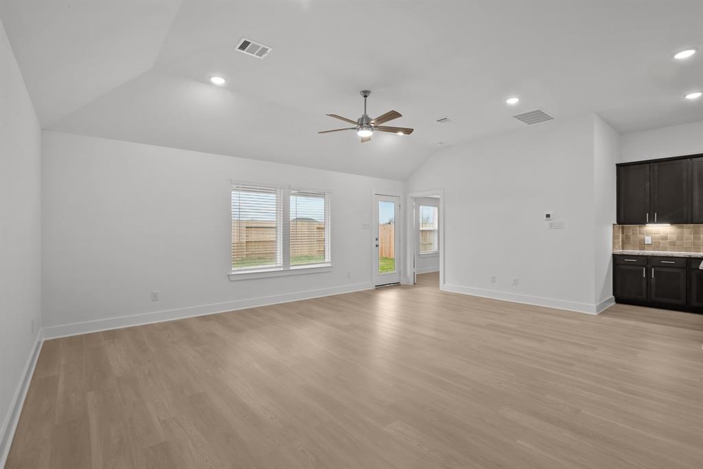 5806 Sunkissed Drive, Fulshear, Texas image 24