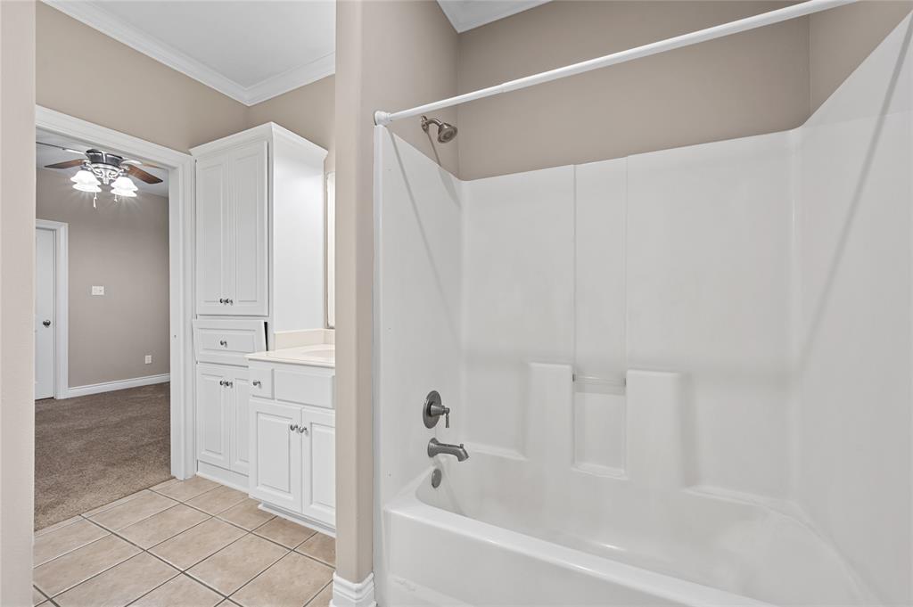 121 Capetown Lane, Conroe, Texas image 23