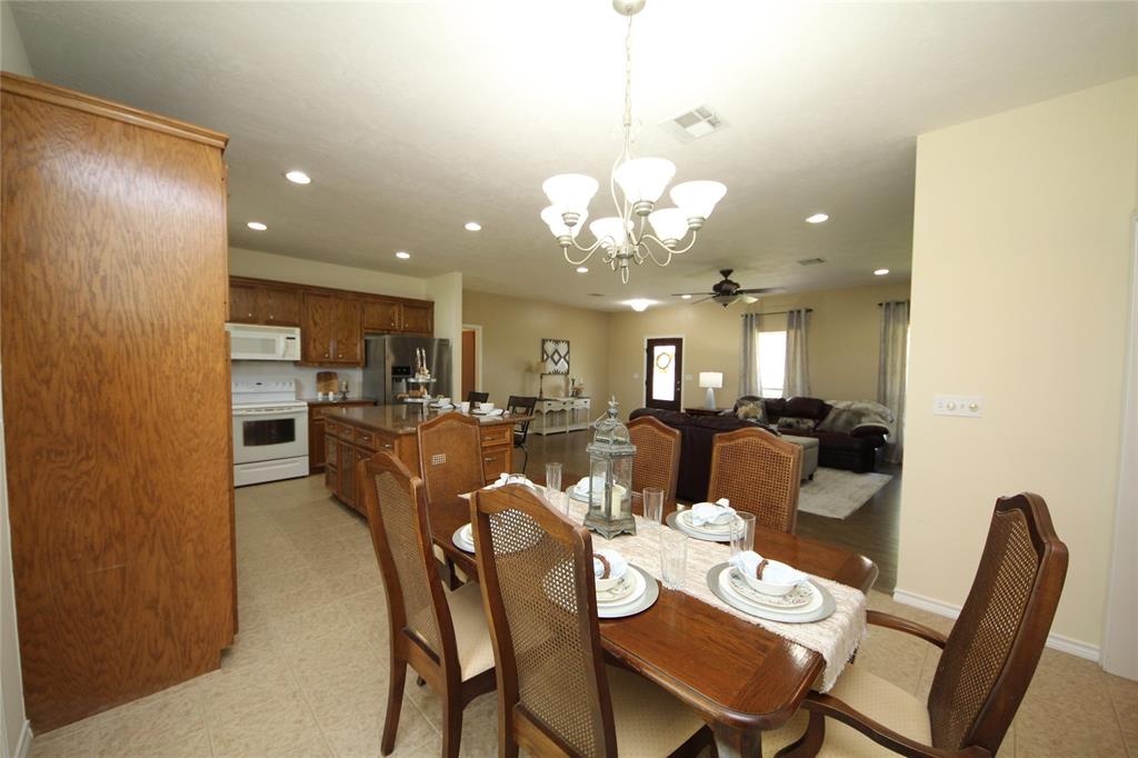 37453 Betka Road, Hempstead, Texas image 11