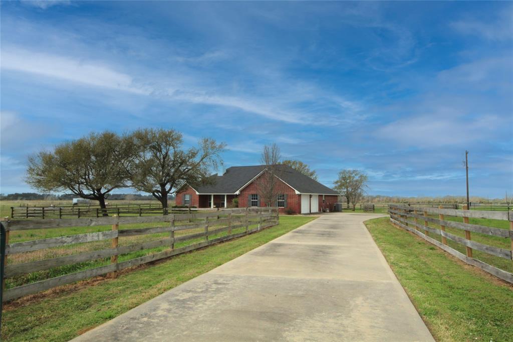 37453 Betka Road, Hempstead, Texas image 1