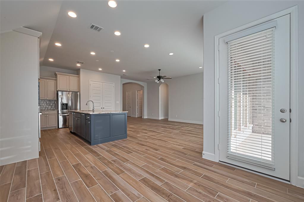 29808 Breezy Pines Loop, Fulshear, Texas image 17