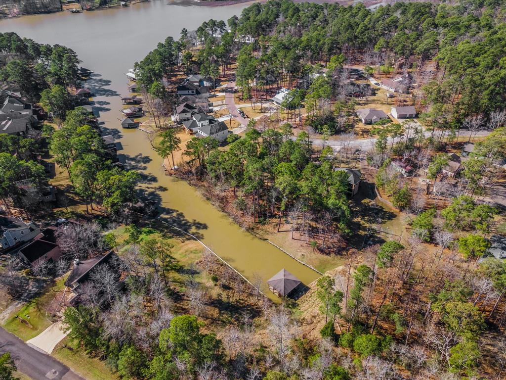 26 Twinstone Circle, Coldspring, Texas image 18