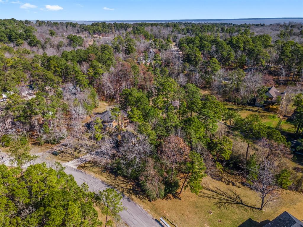 26 Twinstone Circle, Coldspring, Texas image 5