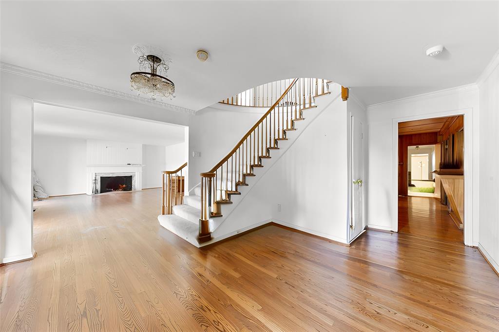 7846 Santa Elena Street, Houston, Texas image 4