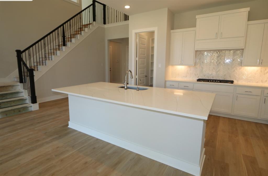 4879 Antler Run Drive, Spring, Texas image 3