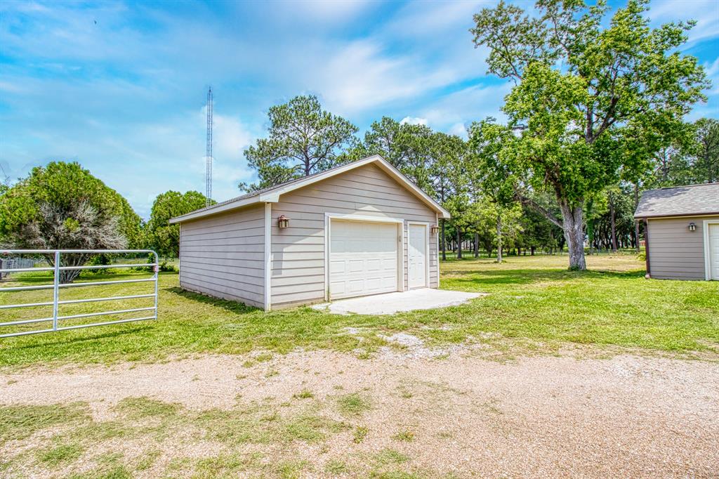 239 Cypress Street, Hungerford, Texas image 7