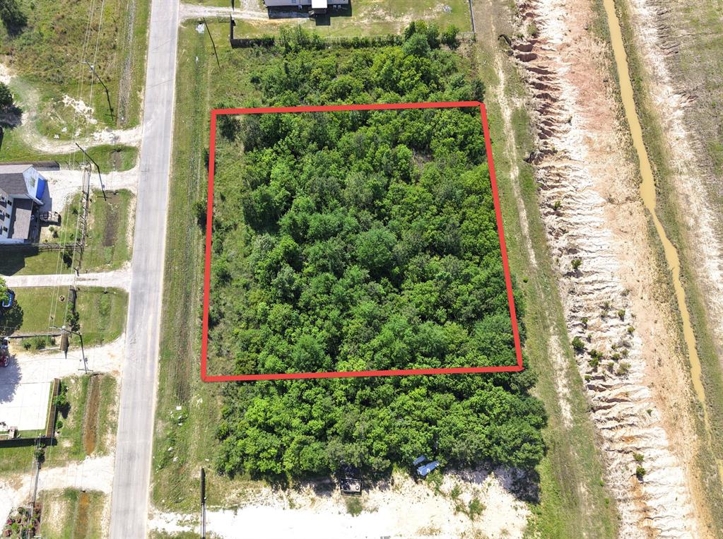 1529 County Road 3540, Cleveland, Texas image 2