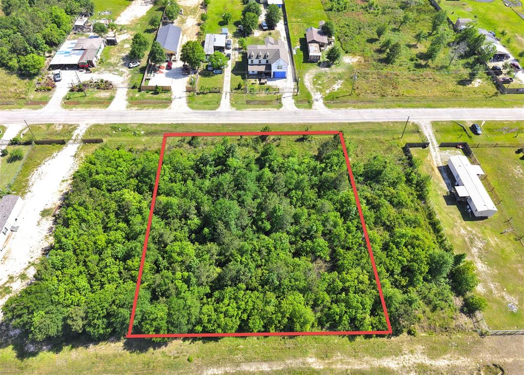 1529 County Road 3540, Cleveland, Texas image 1