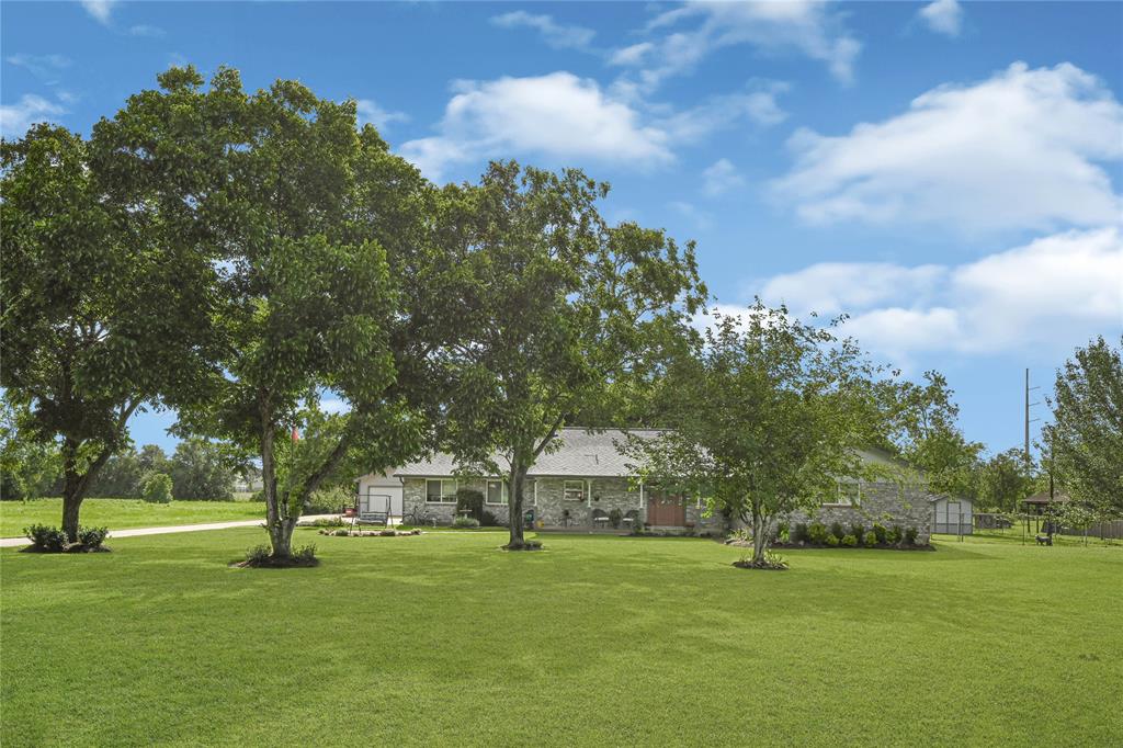 2813 Avenue J, Santa Fe, Texas image 1