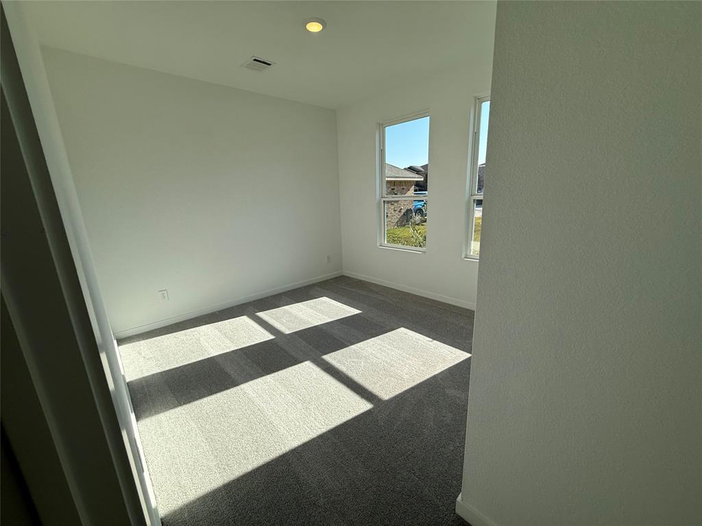 1307 Garrett Sudhendrio Drive, Crosby, Texas image 4