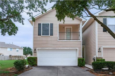 Photo of 6103 Shadow Isle Lane, Houston, TX 77084 (MLS # 91163372)