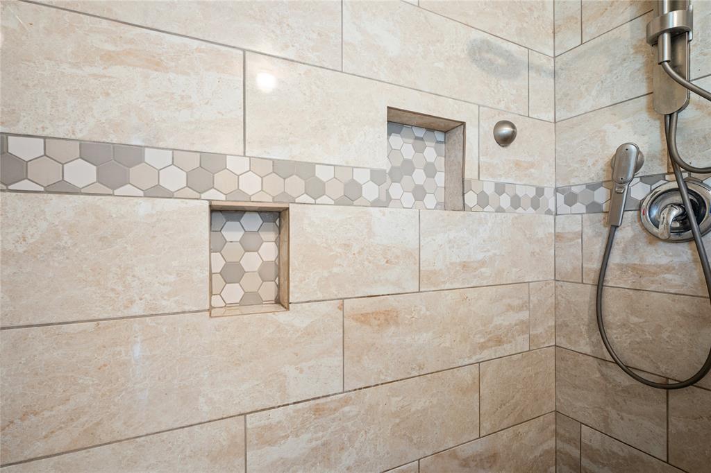 807 Driftwood Street, League City, Texas image 21