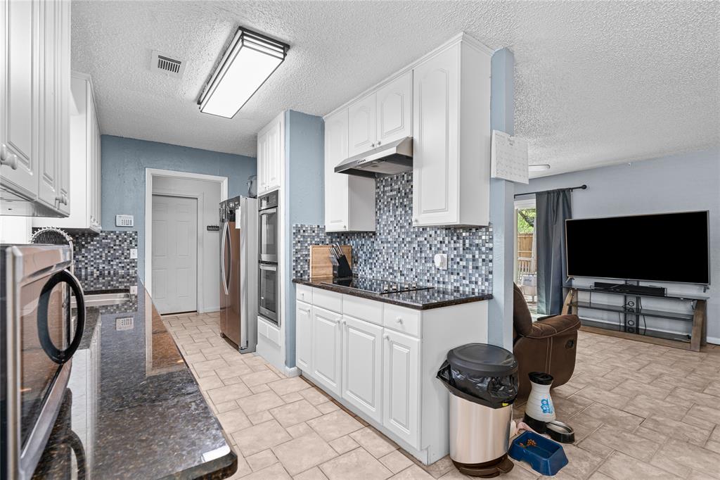 807 Driftwood Street, League City, Texas image 16