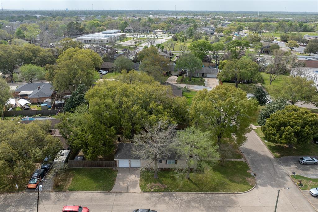 807 Driftwood Street, League City, Texas image 29