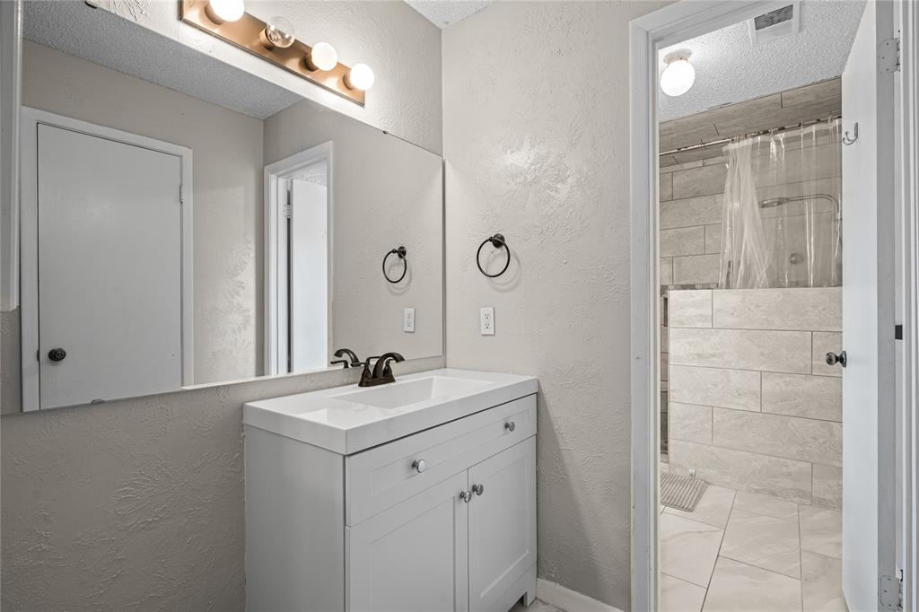 807 Driftwood Street, League City, Texas image 20
