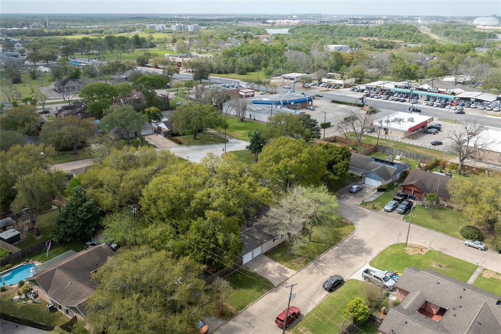 807 Driftwood Street, League City, Texas image 30