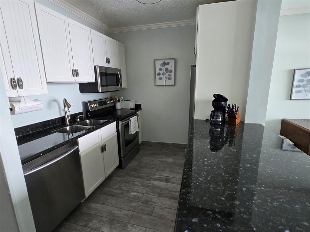 1401 E Beach Drive 1005