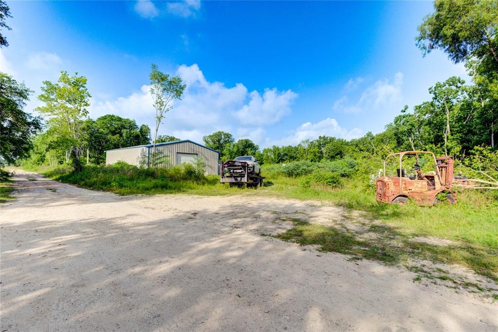 19650 Webb Road, Alvin, Texas image 2