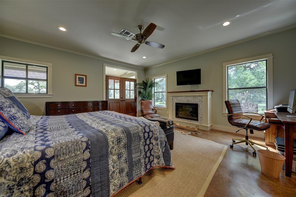 2003 Oakridge Road, Weimar, Texas image 15