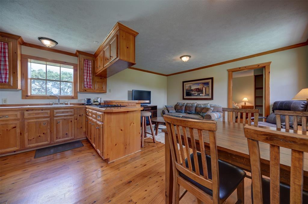 2003 Oakridge Road, Weimar, Texas image 29