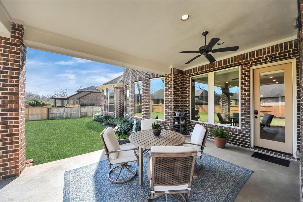 55 Little Rise Drive