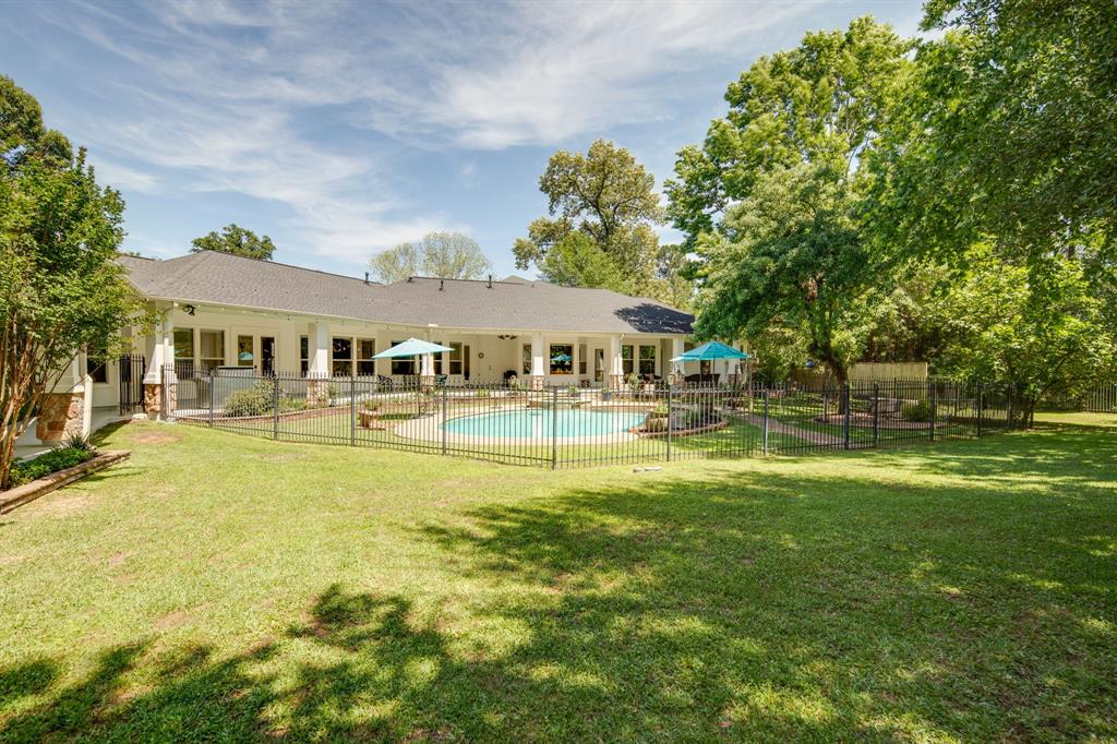 15609 Crown Oaks Drive, Montgomery, Texas image 40