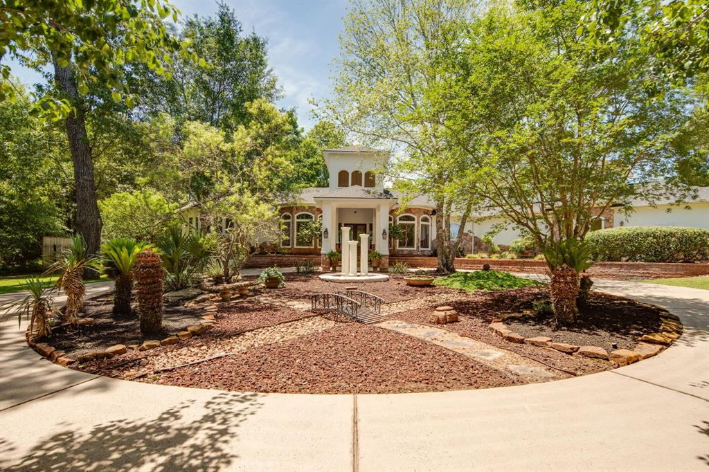 15609 Crown Oaks Drive, Montgomery, Texas image 4