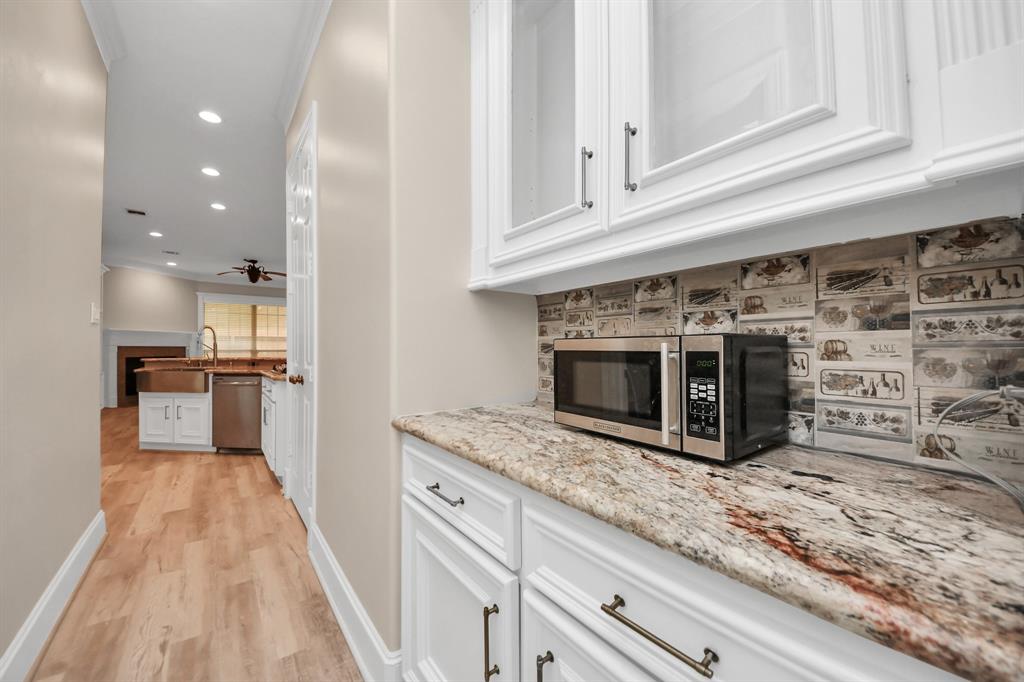 13523 Broadmeadow Lane, Houston, Texas image 22
