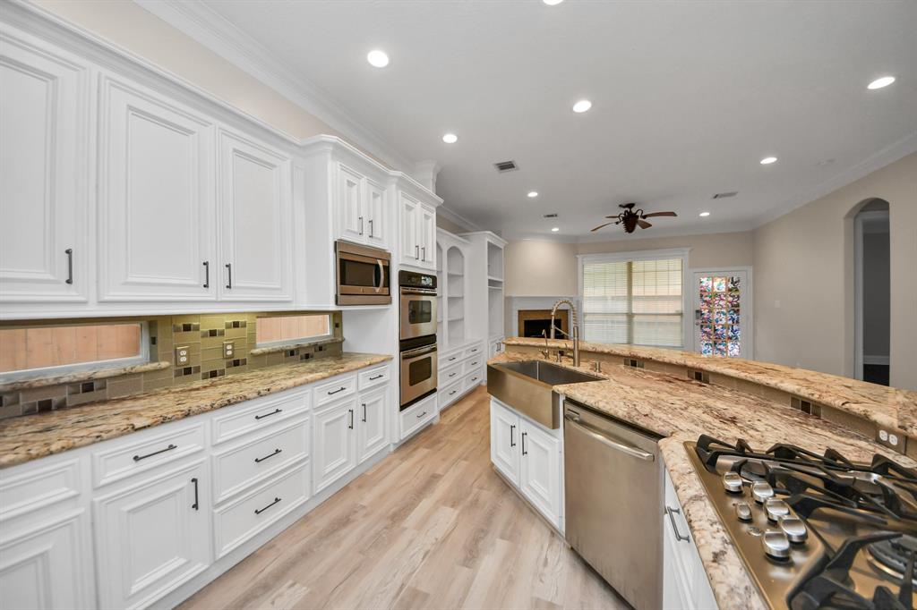 13523 Broadmeadow Lane, Houston, Texas image 28