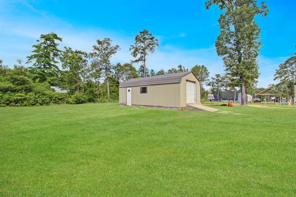 116 Forever Green, Livingston, Texas image 5