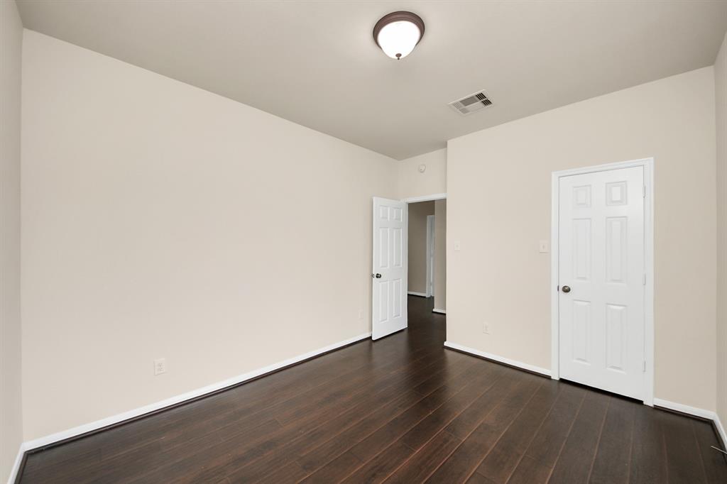 3009 Southern Chase Drive, Pearland, Texas image 49