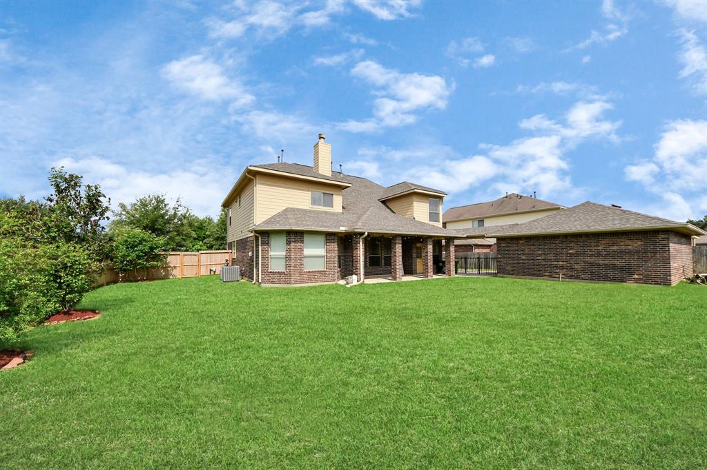 3009 Southern Chase Drive, Pearland, Texas image 8