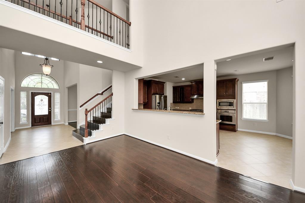3009 Southern Chase Drive, Pearland, Texas image 36