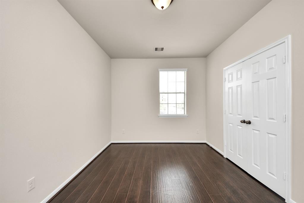 3009 Southern Chase Drive, Pearland, Texas image 42