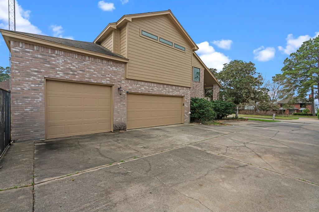 12604 Pegasus Drive, Willis, Texas image 27