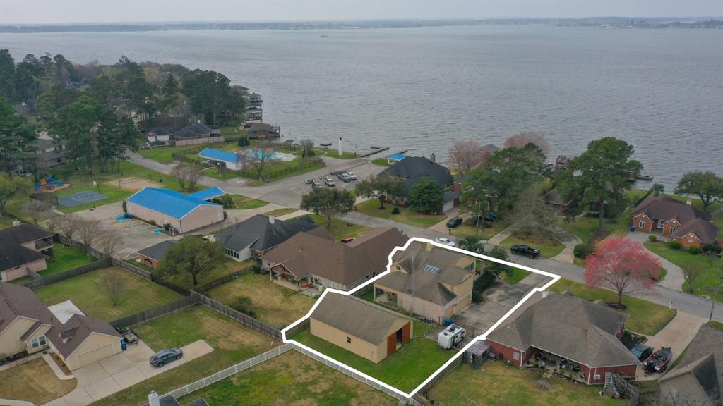 12604 Pegasus Drive, Willis, Texas image 3