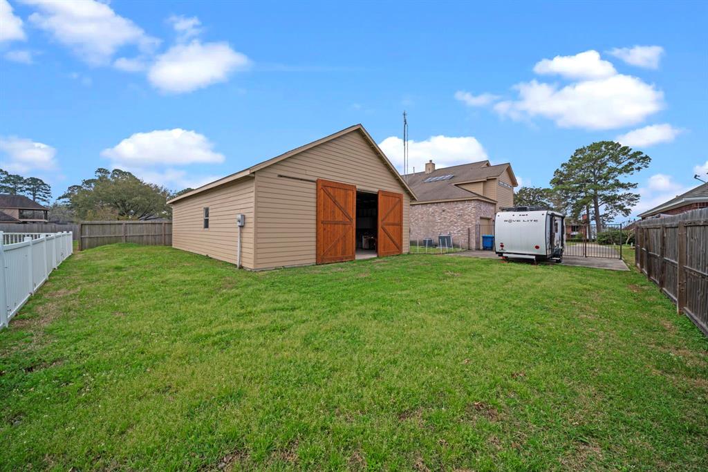 12604 Pegasus Drive, Willis, Texas image 28