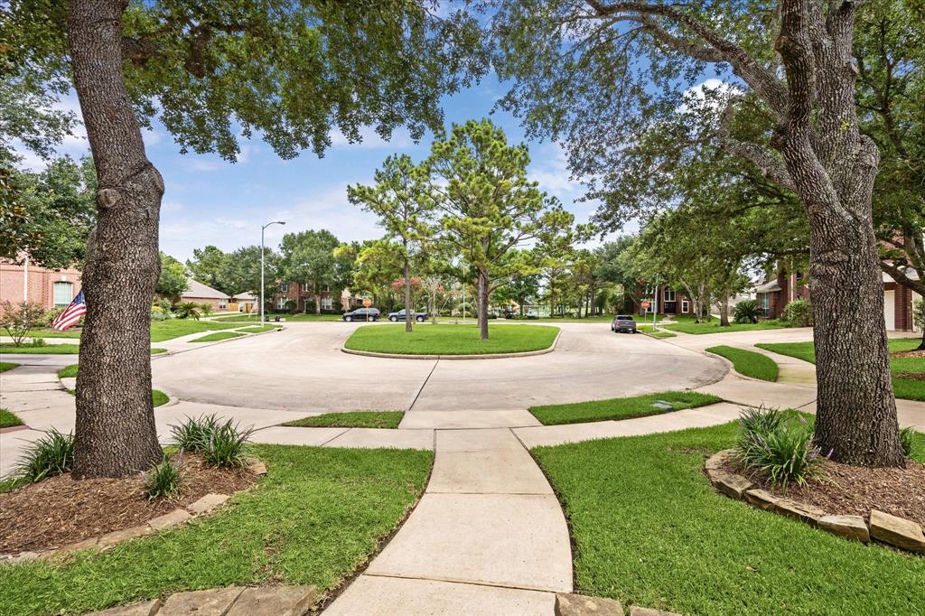 5602 Bergenfield Court