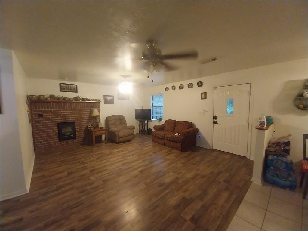 877 Fm 2665, Goodrich, Texas image 4