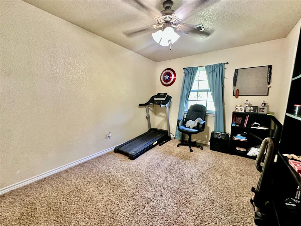 725 County Road 4364, Spurger, Texas image 20