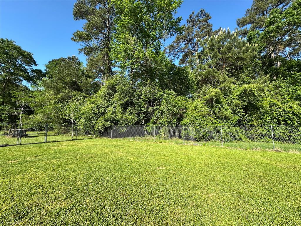 725 County Road 4364, Spurger, Texas image 41